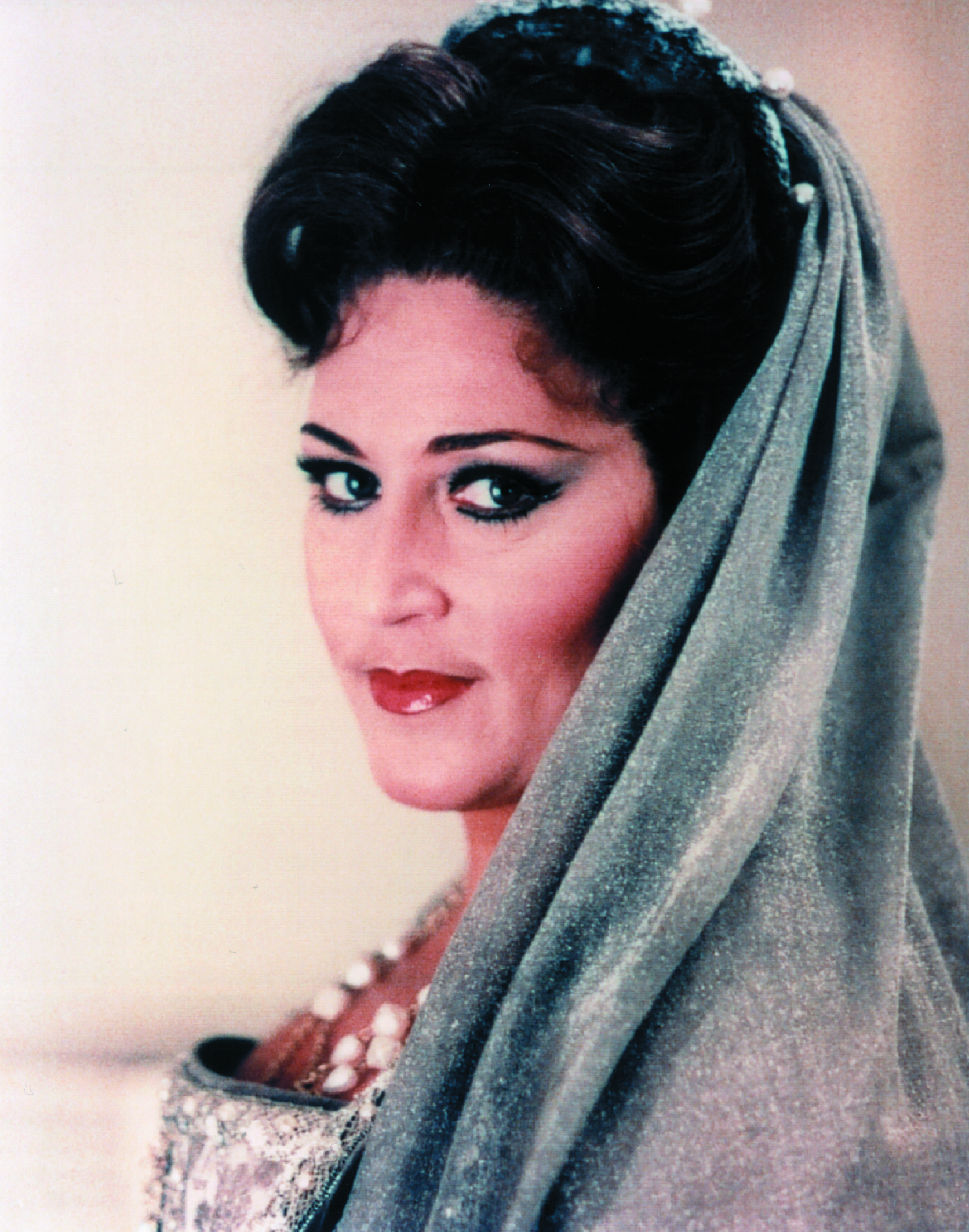 ANNA TOMOWA-SINTOW “The soprano with the widest range of roles” “Star ...